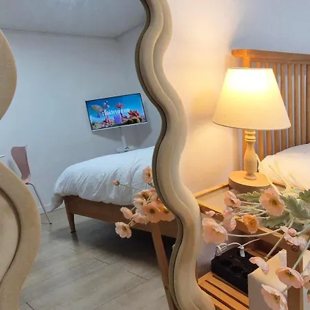 Hongdae # Stay S101